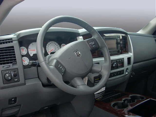2008 Dodge Ram 2500 SXT/SLT