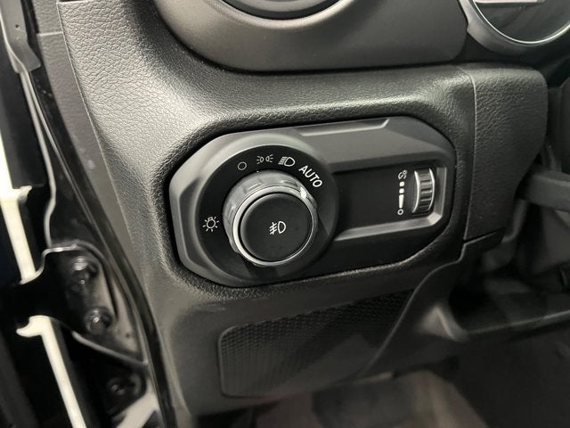 2023 Jeep Wrangler 4-Door Freedom 4x4