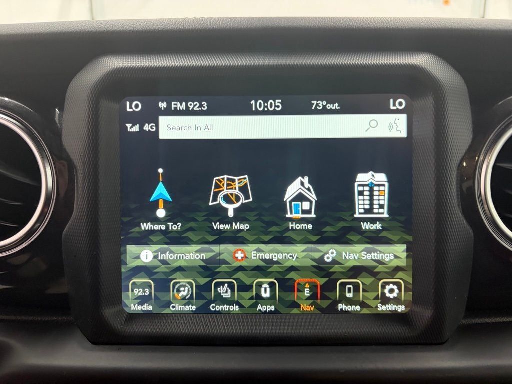 2022 Jeep Wrangler Sahara Altitude 4x4
