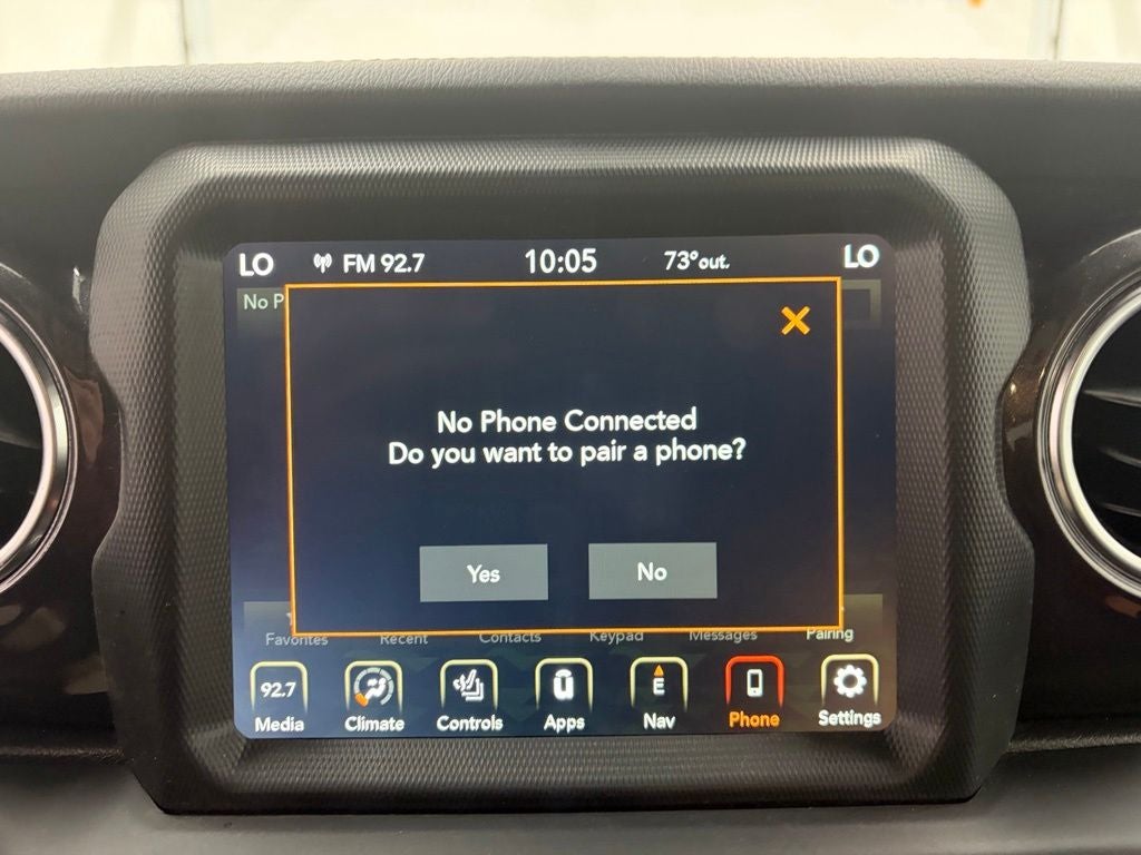 2022 Jeep Wrangler Sahara Altitude 4x4