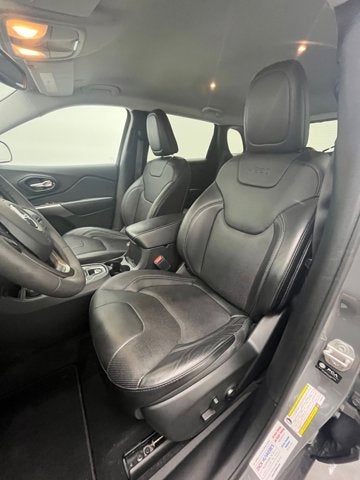 2021 Jeep Cherokee Latitude Lux 4X4