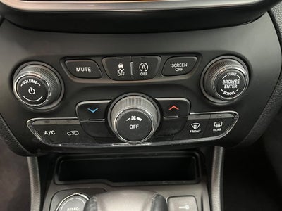 2021 Jeep Cherokee Latitude Lux 4X4