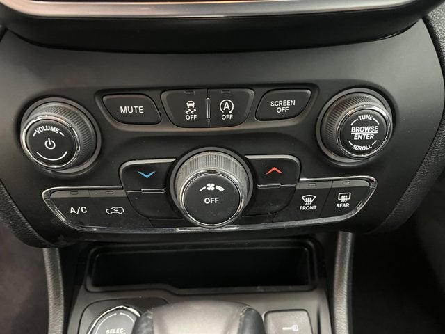 2021 Jeep Cherokee Latitude Lux 4X4