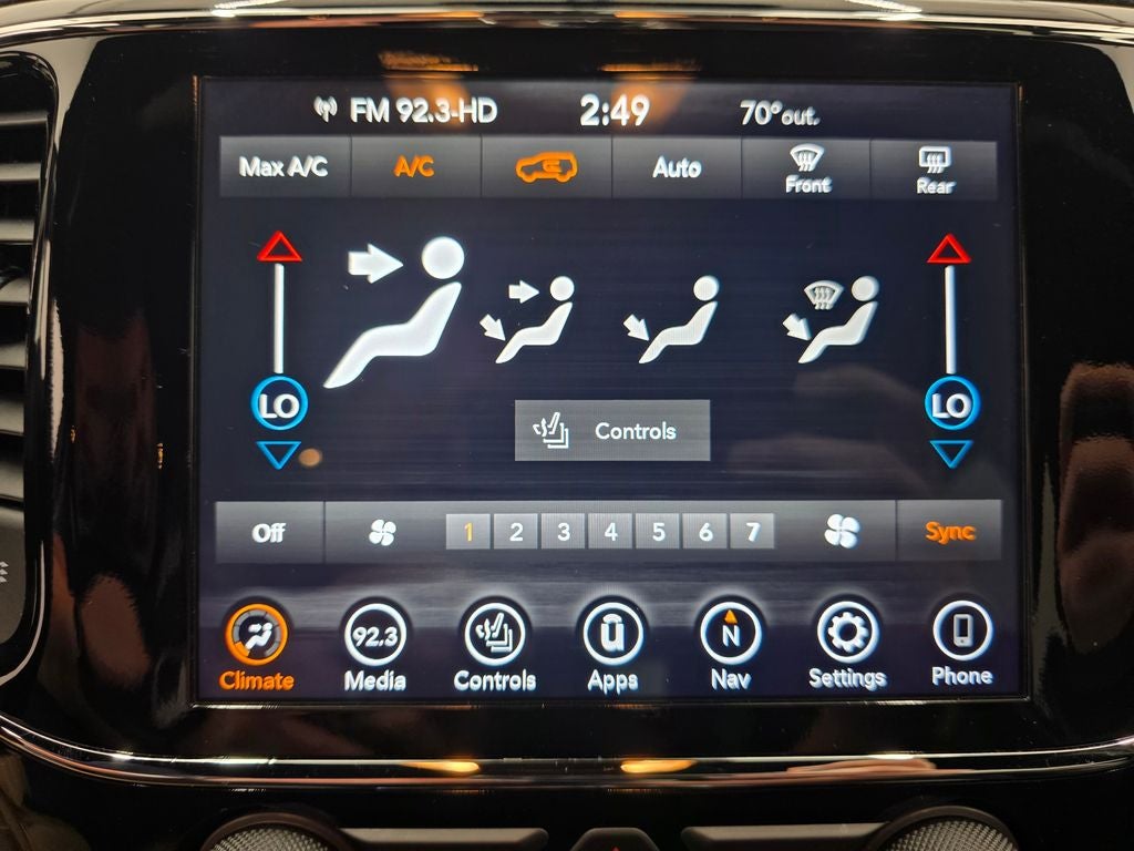 2021 Jeep Grand Cherokee Laredo X 4x4