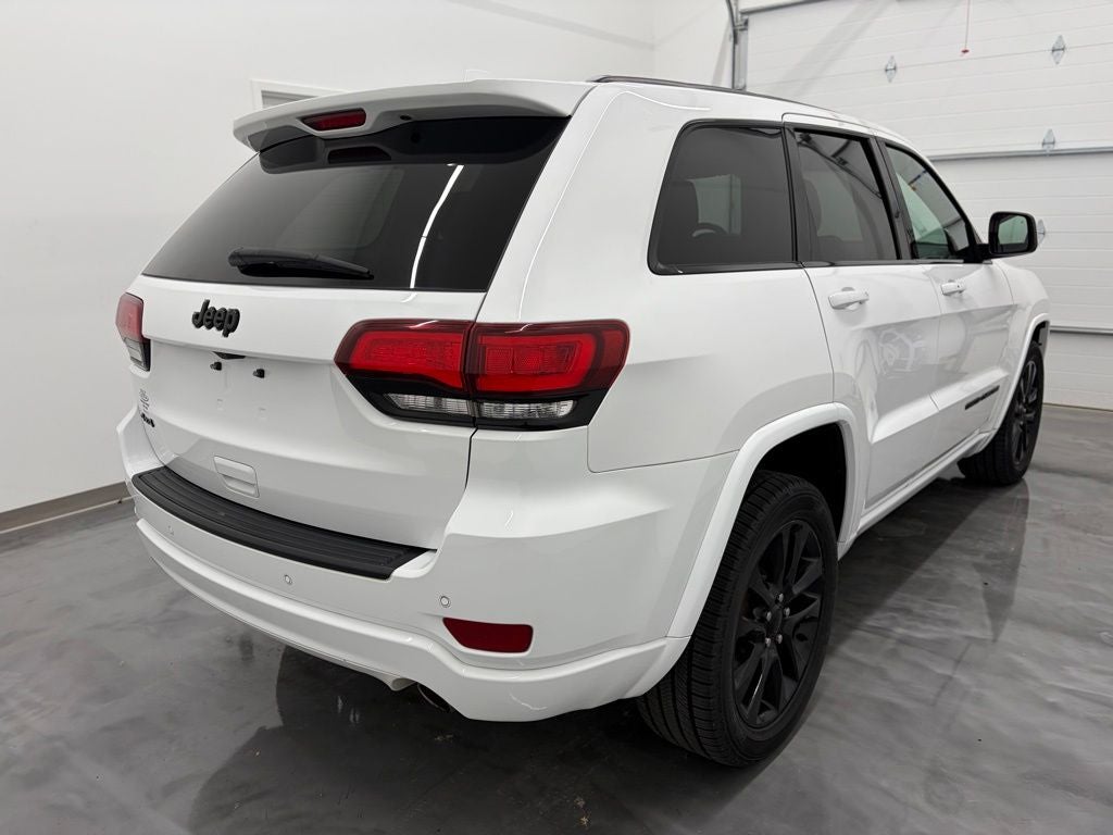 2021 Jeep Grand Cherokee Laredo X 4x4