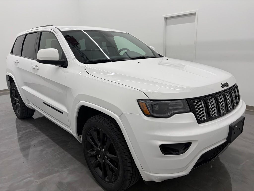 2021 Jeep Grand Cherokee Laredo X 4x4