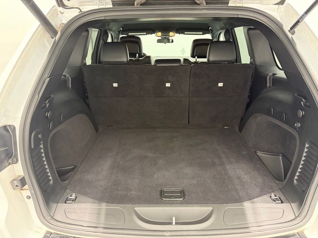 2021 Jeep Grand Cherokee Laredo X 4x4
