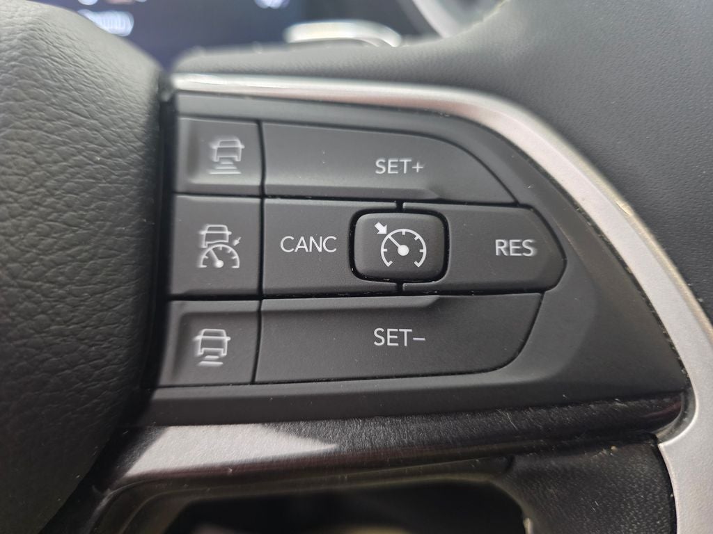 2023 Jeep Grand Cherokee Altitude 4x4