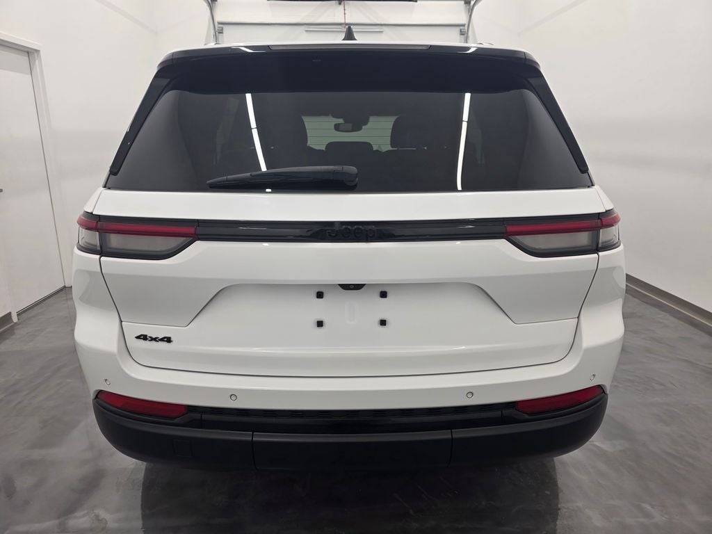 2023 Jeep Grand Cherokee Altitude 4x4