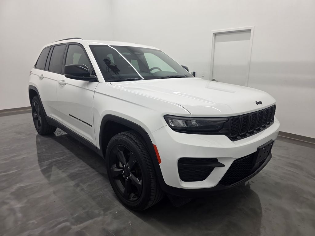 2023 Jeep Grand Cherokee Altitude 4x4