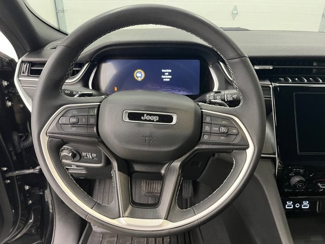 2023 Jeep Grand Cherokee L Altitude 4x4