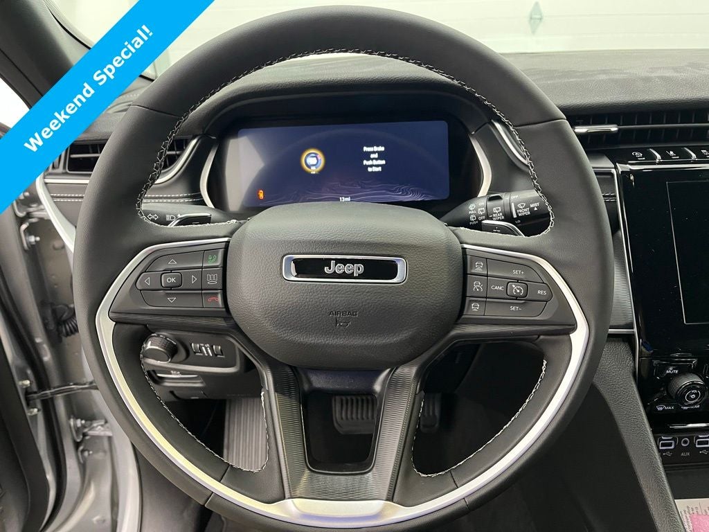 2025 Jeep Grand Cherokee GRAND CHEROKEE L ALTITUDE 4X4