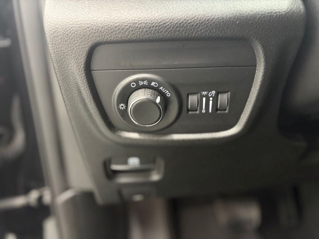 2023 Jeep Grand Cherokee L Altitude 4x4