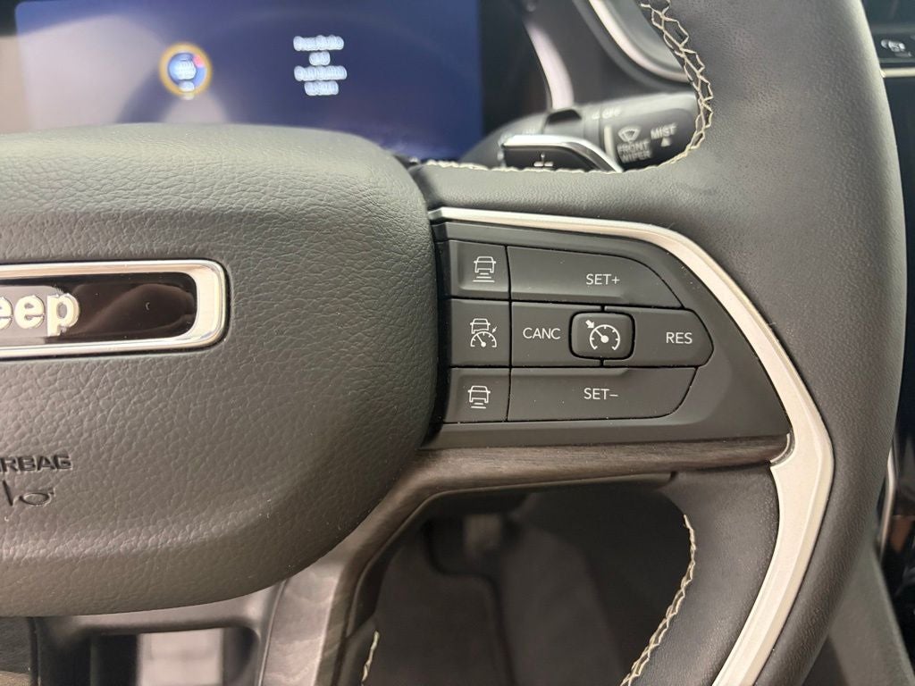 2023 Jeep Grand Cherokee L Limited 4x4