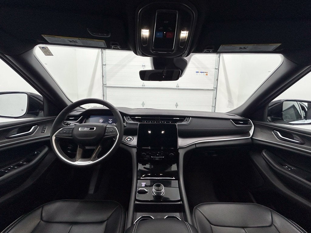 2025 Jeep Grand Cherokee L Limited 4x4