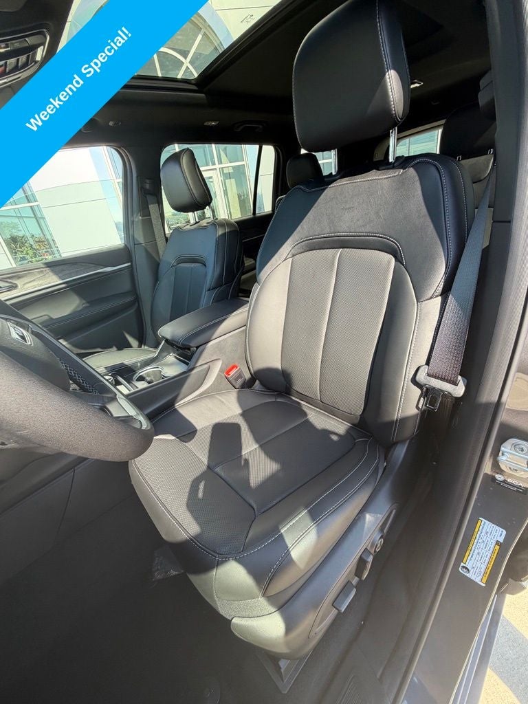 2026 Jeep Grand Cherokee GRAND CHEROKEE L LIMITED RESERVE 4X4