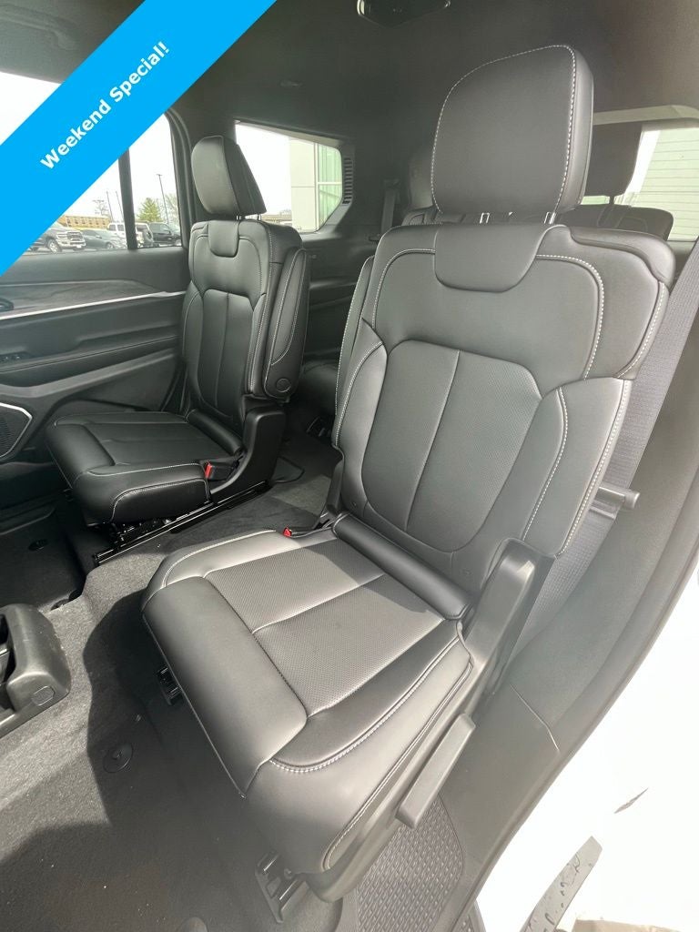 2026 Jeep Grand Cherokee GRAND CHEROKEE L LIMITED 4X4