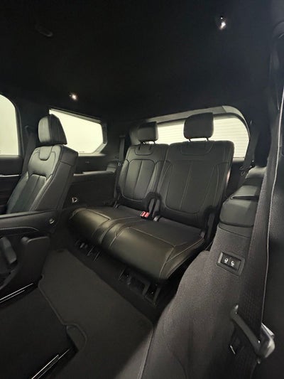 2023 Jeep Grand Cherokee L Overland 4x4