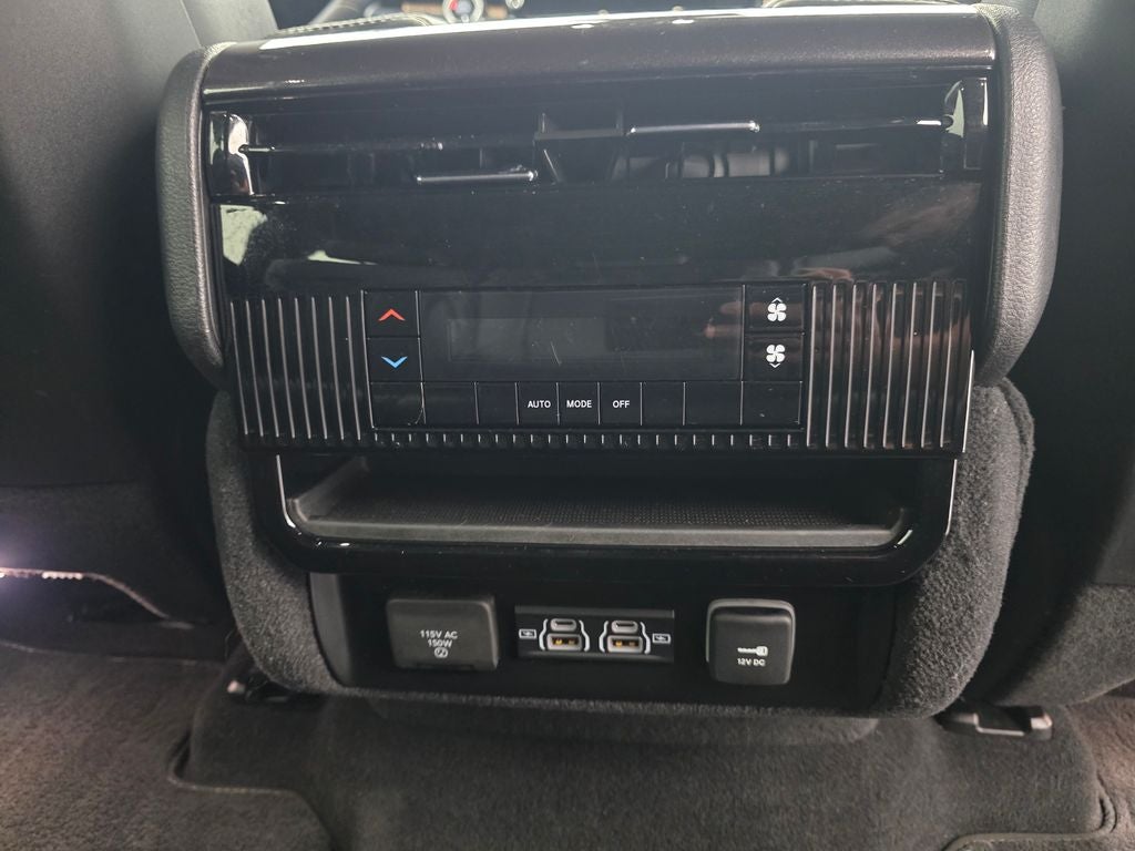 2023 Jeep Wagoneer Series I 4x4