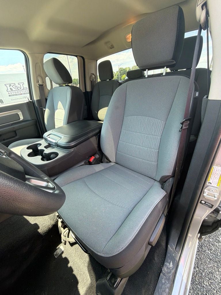 2024 RAM 1500 SLT Quad Cab 4x4 6'4' Box