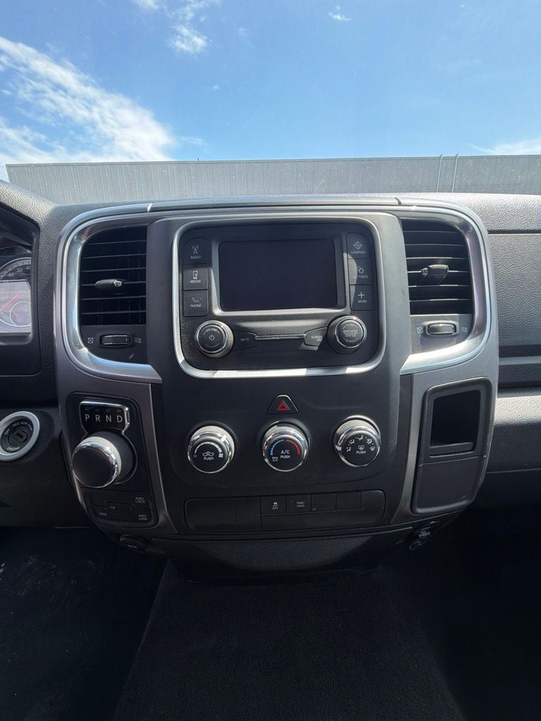 2024 RAM 1500 SLT Quad Cab 4x4 6'4' Box