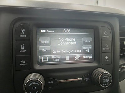 2022 RAM 1500 Big Horn Crew Cab 4x4 5'7' Box