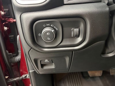 2023 RAM 1500 Big Horn Crew Cab 4x4 5'7' Box
