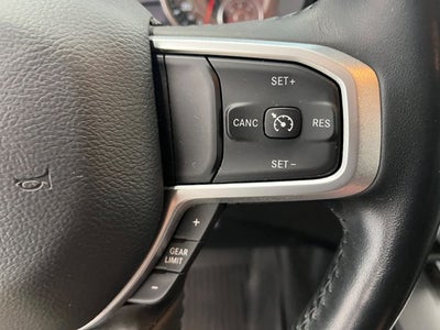 2022 RAM 1500 Big Horn Crew Cab 4x4 5'7' Box