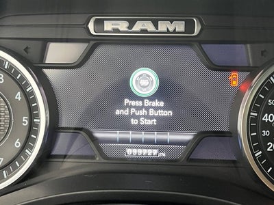 2022 RAM 1500 Big Horn Crew Cab 4x4 5'7' Box