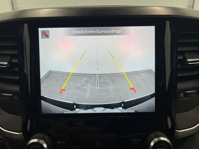 2022 RAM 1500 Big Horn Crew Cab 4x4 5'7' Box