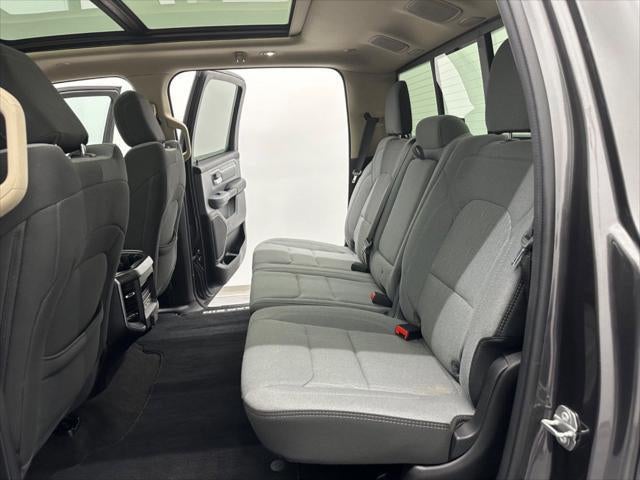 2020 RAM 1500 Big Horn Crew Cab 4x4 5'7' Box