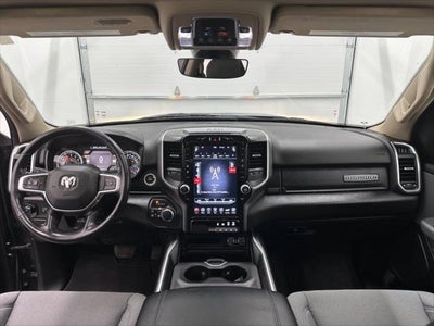 2020 RAM 1500 Big Horn Crew Cab 4x4 5'7' Box