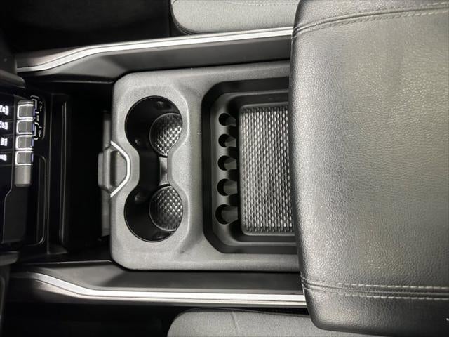 2020 RAM 1500 Big Horn Crew Cab 4x4 5'7' Box