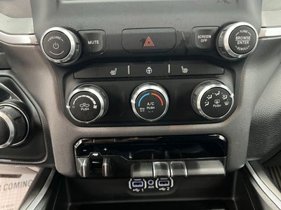 2023 RAM 1500 Big Horn Crew Cab 4x4 5'7' Box