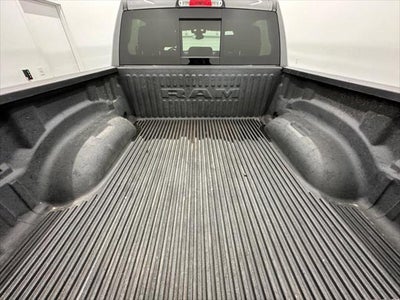 2020 RAM 1500 Big Horn Crew Cab 4x4 5'7' Box