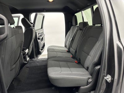 2020 RAM 1500 Big Horn Crew Cab 4x4 5'7' Box