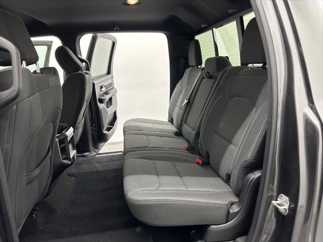 2020 RAM 1500 Big Horn Crew Cab 4x4 5'7' Box