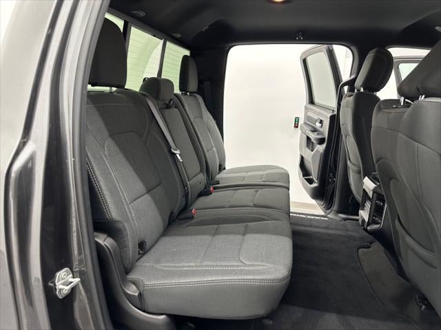 2020 RAM 1500 Big Horn Crew Cab 4x4 5'7' Box