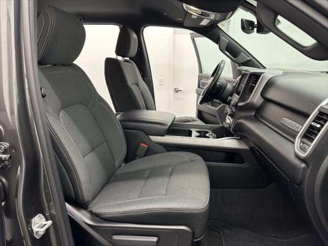 2020 RAM 1500 Big Horn Crew Cab 4x4 5'7' Box