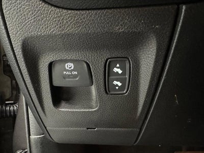 2020 RAM 1500 Big Horn Crew Cab 4x4 5'7' Box