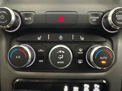 2020 RAM 1500 Big Horn Crew Cab 4x4 5'7' Box