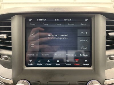 2021 RAM 1500 Big Horn Crew Cab 4x4 5'7' Box