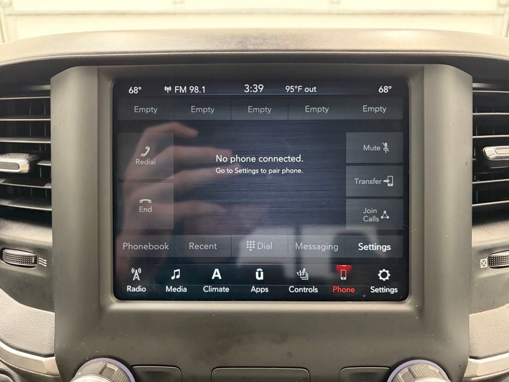 2021 RAM 1500 Big Horn Crew Cab 4x4 5'7' Box