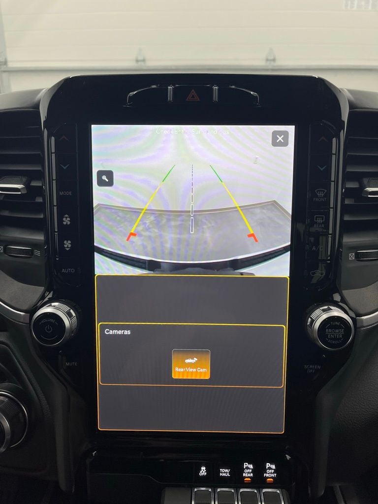 2023 RAM 1500 Big Horn Crew Cab 4x4 5'7' Box