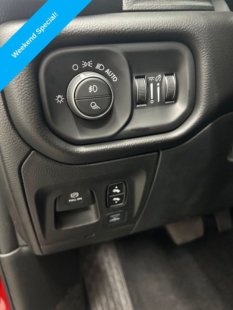 2027 RAM 1500 RAM 1500 BIG HORN CREW CAB 4X4 5'7' BOX