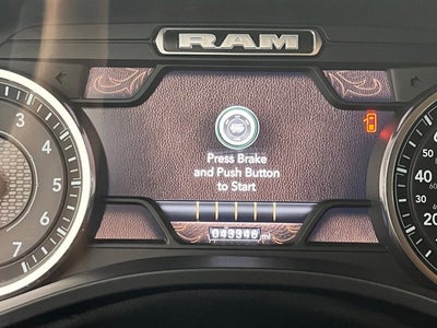 2022 RAM 1500 Big Horn Crew Cab 4x4 5'7' Box