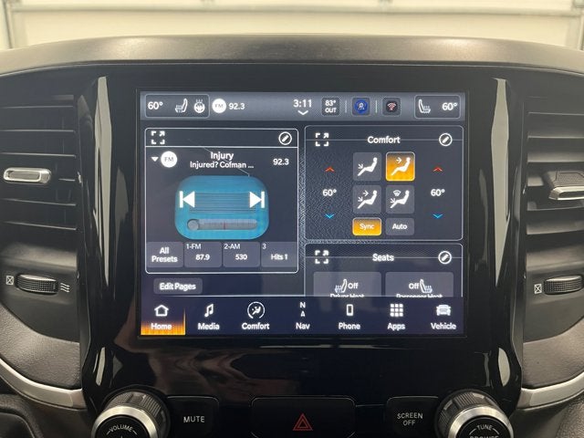 2022 RAM 1500 Big Horn Crew Cab 4x4 5'7' Box