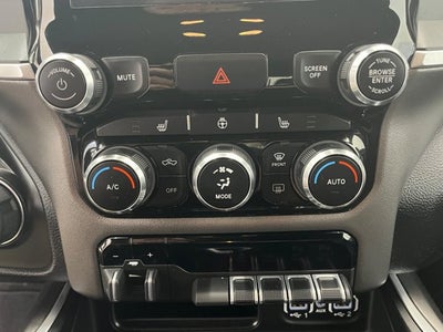 2022 RAM 1500 Big Horn Crew Cab 4x4 5'7' Box