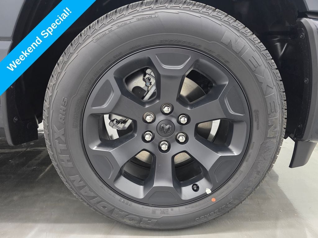 2026 RAM 1500 RAM 1500 EXPRESS CREW CAB 4X4 5'7' BOX