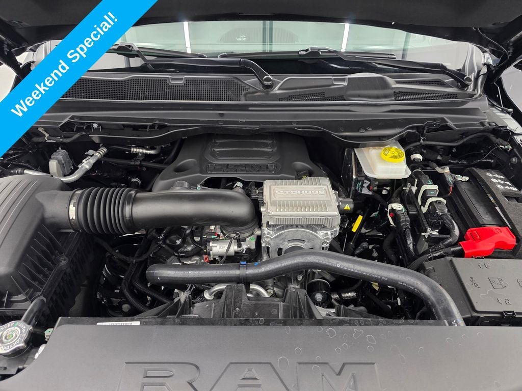 2026 RAM 1500 RAM 1500 EXPRESS CREW CAB 4X4 5'7' BOX